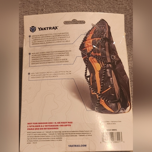 Yaktrax Walk Traction Cleats NEW In Box Size Small - Picture 3 of 6